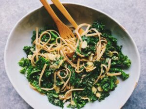 Creamy Kale Pasta For One – Ready in Under 10 Minutes!