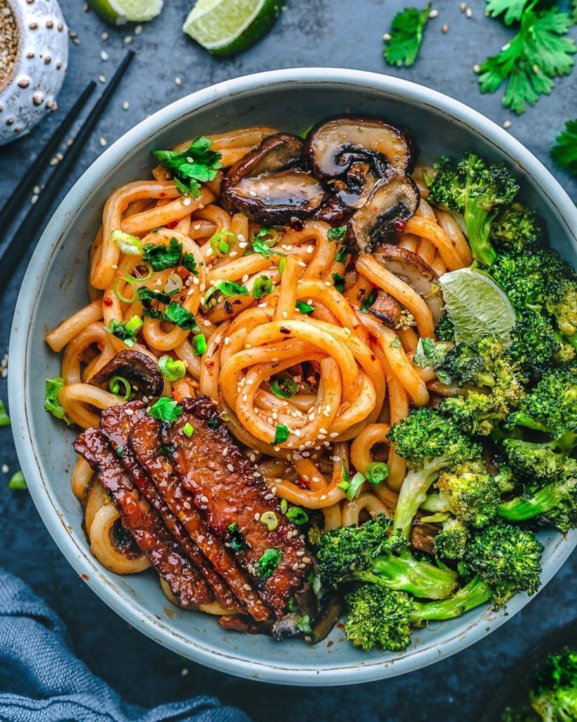 Udon Noodle and Veggie Bowl
