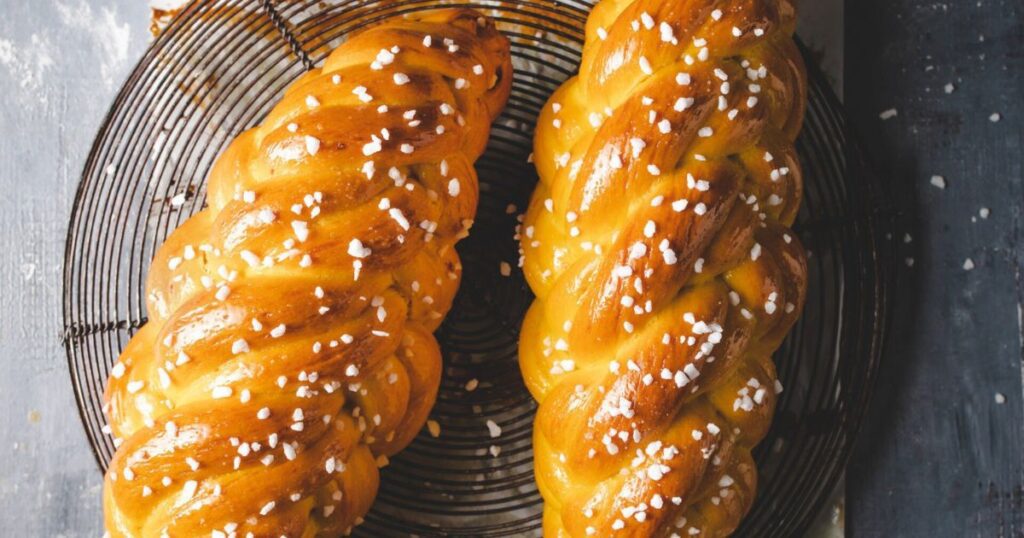 vegan pumpkin challah