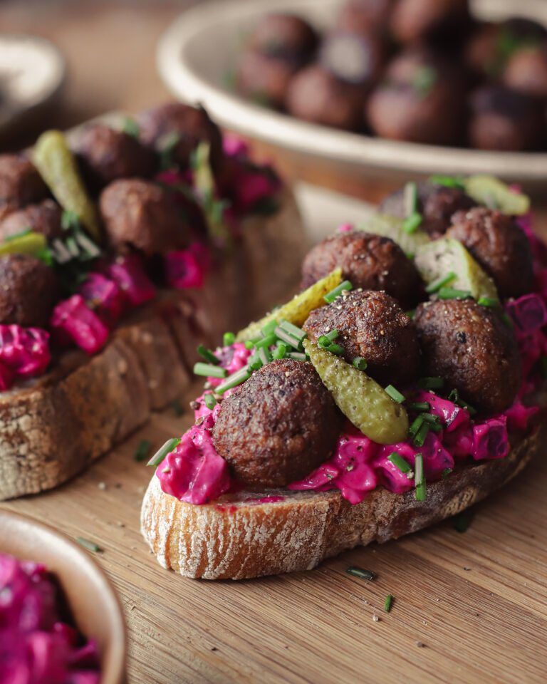 All About the Veg: Vegan Swedish ‘Köttbullemacka’, Beet Salad & Holiday Spiced Meatballs on Bread