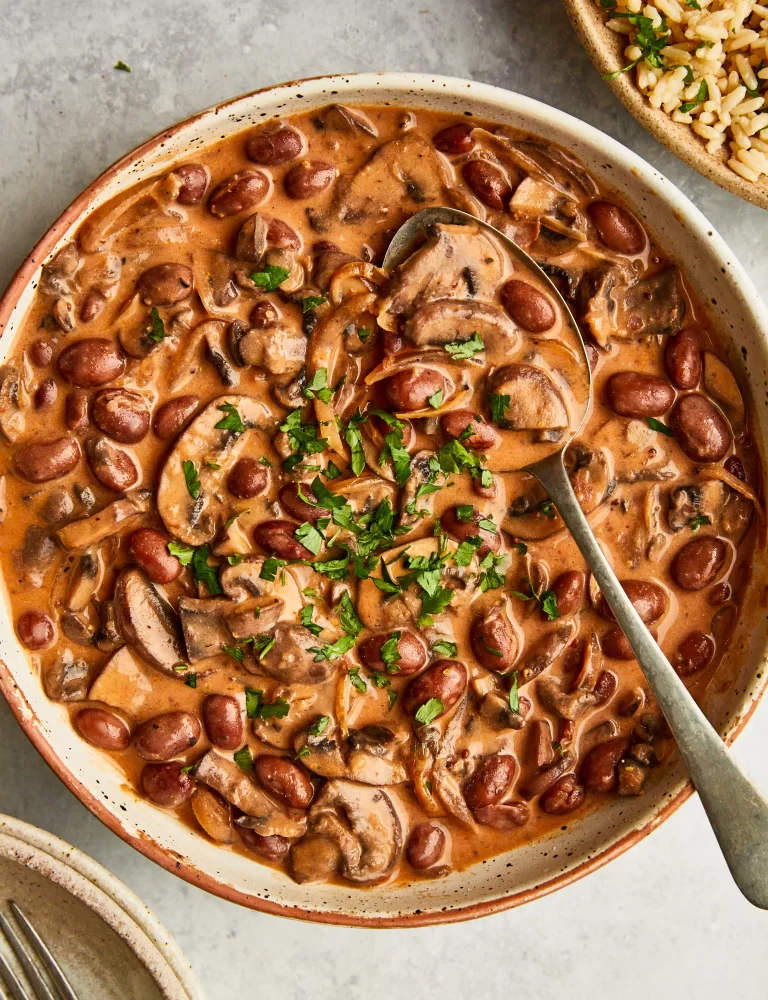 Vegan Stroganoff Beans with Mushrooms and Garlic Rice