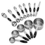 measuring cups