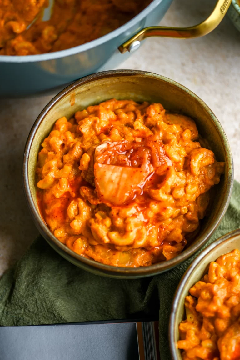 vegan kimchi mac'n cheese