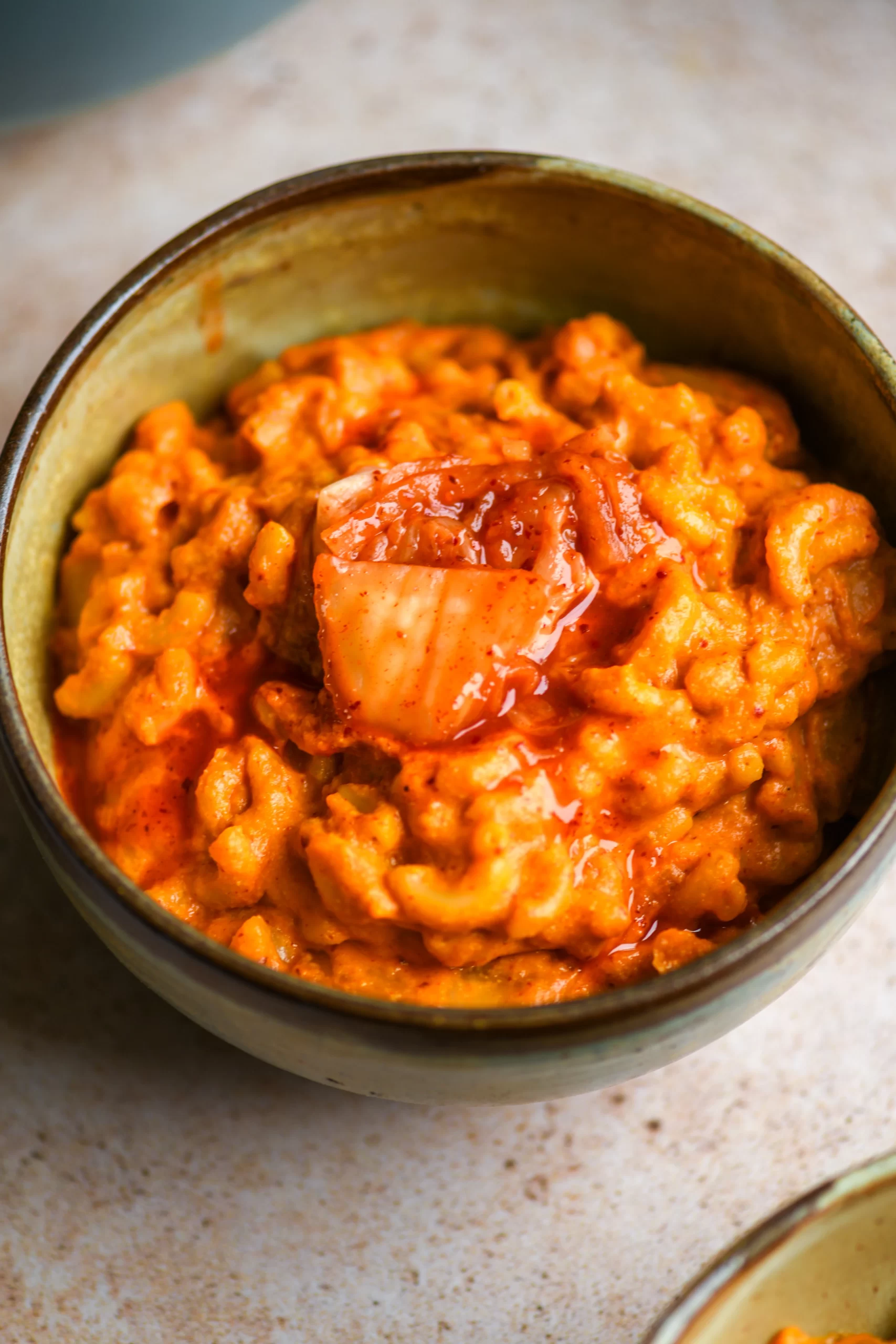 vegan kimchi mac'n cheese